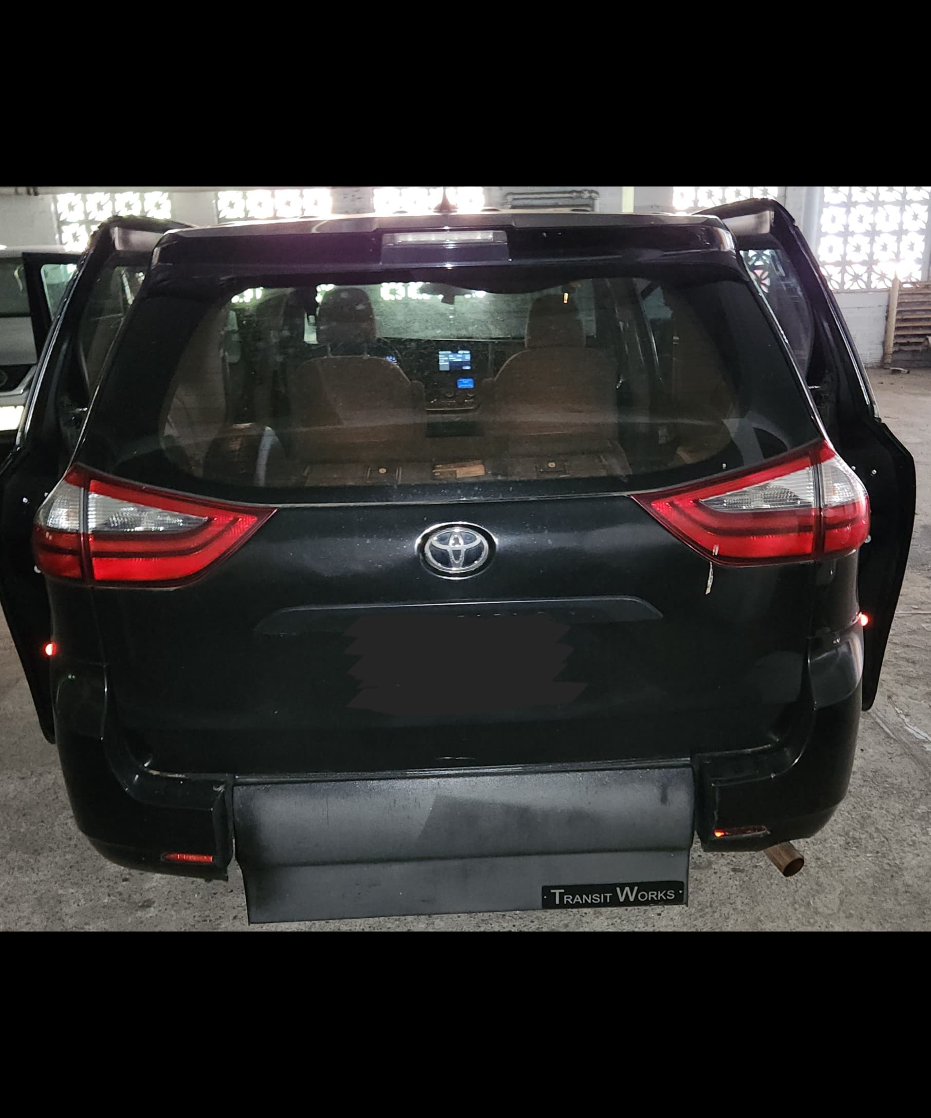 2020 Toyota Sienna - Image 4